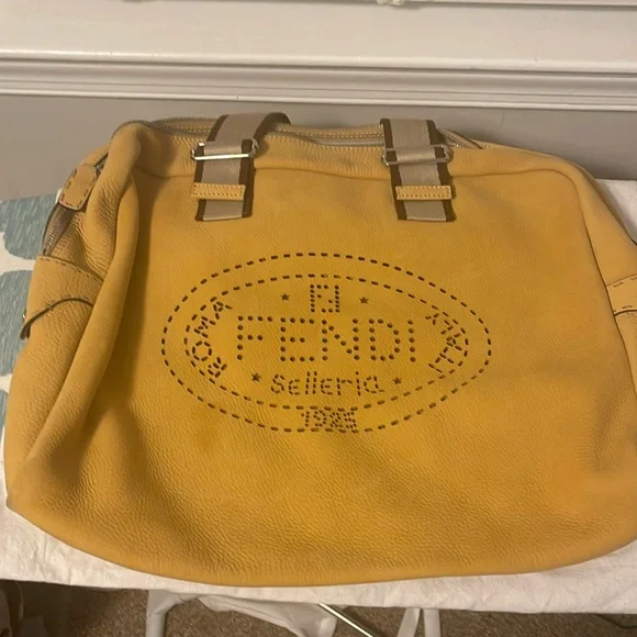 Fendi Tote Bag - Picture 1 of 8